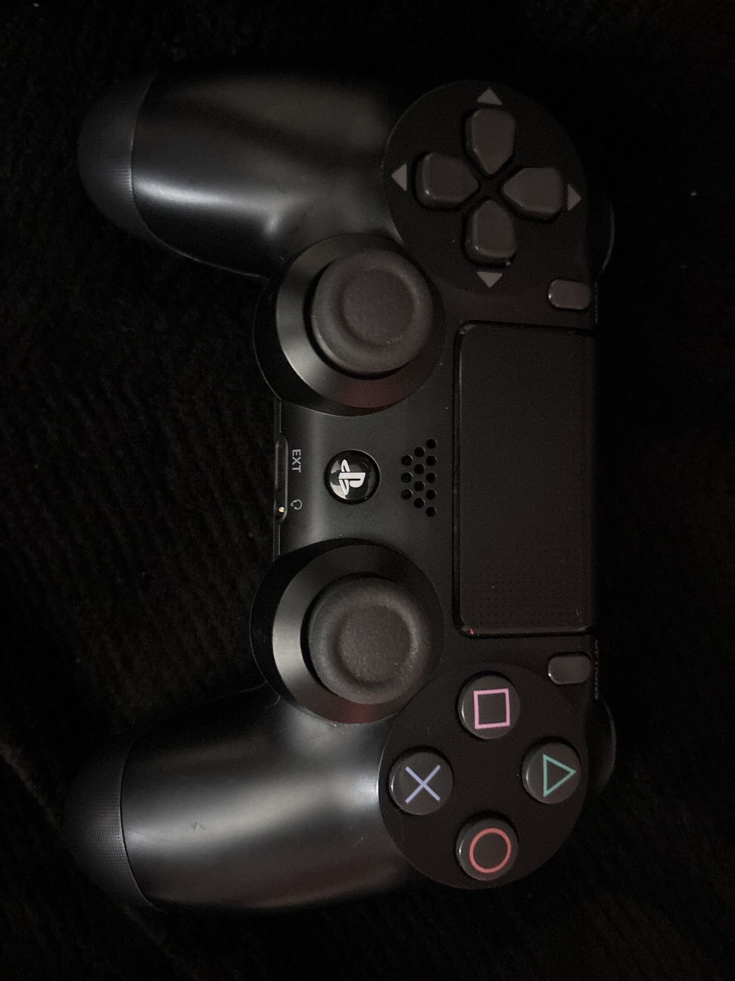 playstation four controller