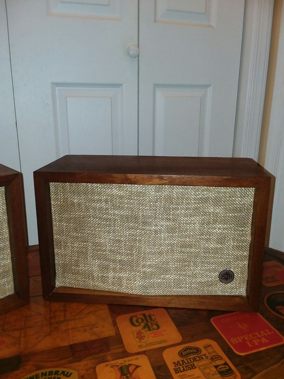 Vintage 60s Aztec Coquette Bookshelf Speakers