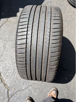 1 tire 315-40-21 Michelin 85% tread life for $120 mounted and balanced