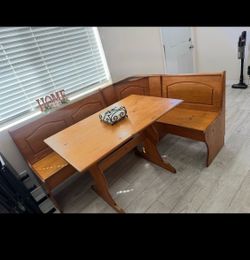Breakfast Nook