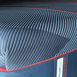 Brand New Memory Foam King Size Mattress 