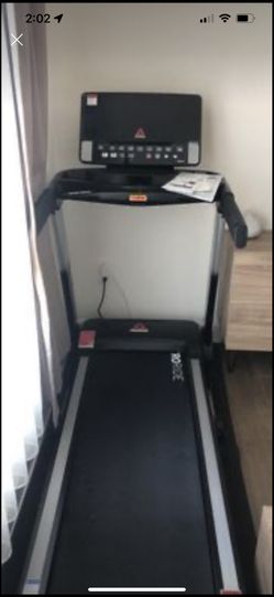 Reebok A6.0 Tredmill Rarely Used for Sale in Los Angeles CA OfferUp