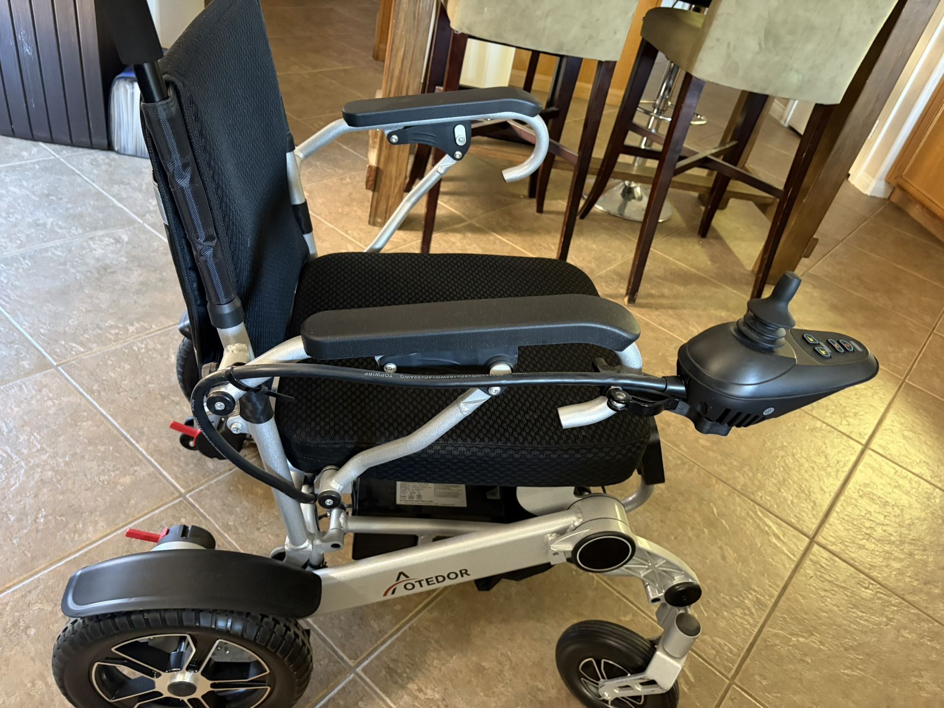 High End Electric Wheel Chair 