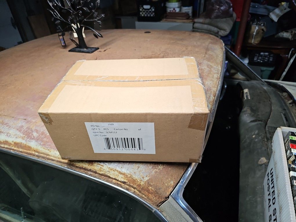 1 Case Of 5 Universal TV Shelf 12 In