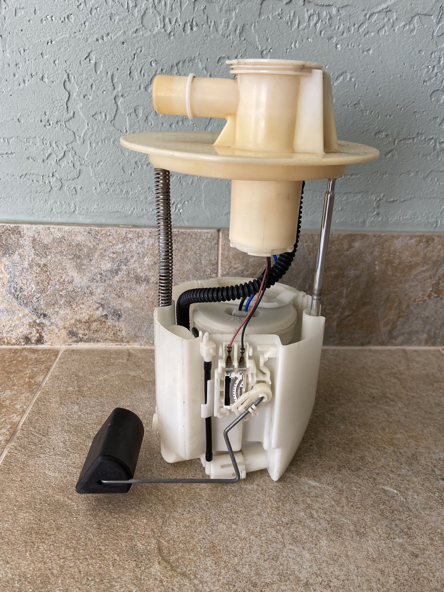 OEM FUEL PUMP for 2010 TOYOTA COROLLA LE