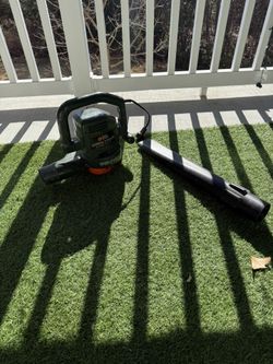 Black & Decker Blower/Vacuum