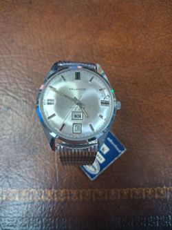 Helbros Invincible Day-Date Vintage Watch