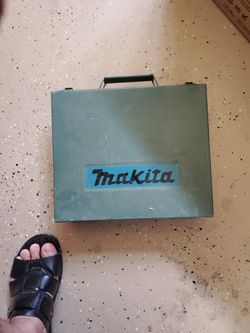 Makita 9.6v Cordless Drill 