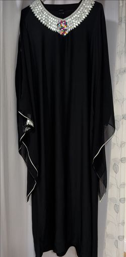 Black abaya