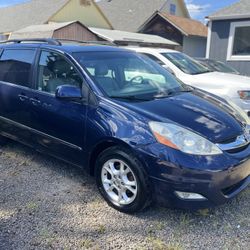 2006 Toyota SiennaXLE Limited