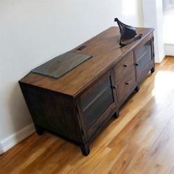 Solid wood tv stand