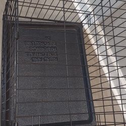 Medium Pet Cage Like New