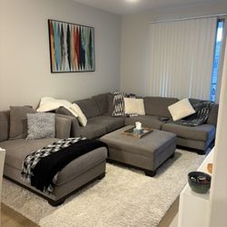 Sectional Couch 