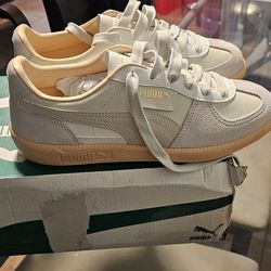 Pumas Palermo shoes