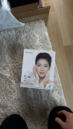 Beauty Mask 7 Light mode for bright clear skin brand new