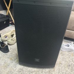 JBL SPEAKERS FOR DJing 