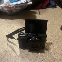 Canon PowerShot G7 X Mark II 20.1 MP Compact Digital Camera - Black