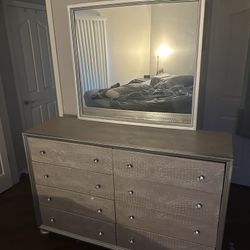 Dresser And Night Stand For Sell