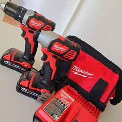 Milwaukee Drill Combo Kit  M18 Compact Brushless 2-Tool , Chuck Size 1/2in., Drive Size 1/4in