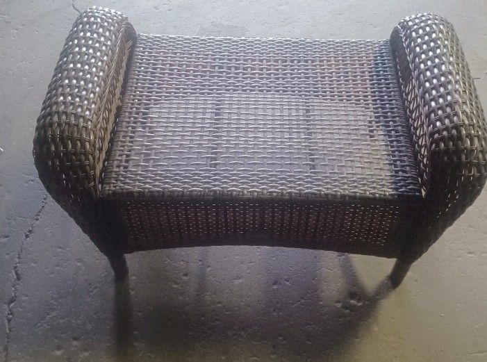 Outdoor Wicker Ottoman Cross-posted No Holds