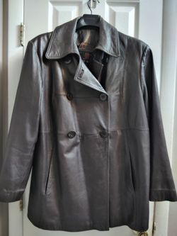 Vintage Gallery Woman Genuine Lambskin Leather Coat - Size 1X