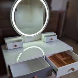 Makeup Vanity