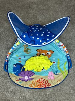 Bright Starts Disney Baby Finding Nemo Mr. Ray Ocean Lights & Music Gym, Ages Newborn +