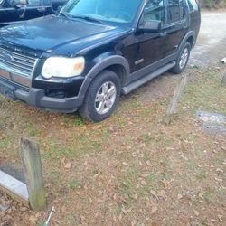 2006 Ford Explorer