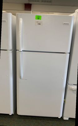 BRAND NEW FRIGIDAIRE TOP FREEZER FFTR1814TW REFRIGERATOR U9 F