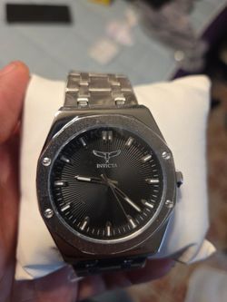 Invicta black dian octagon