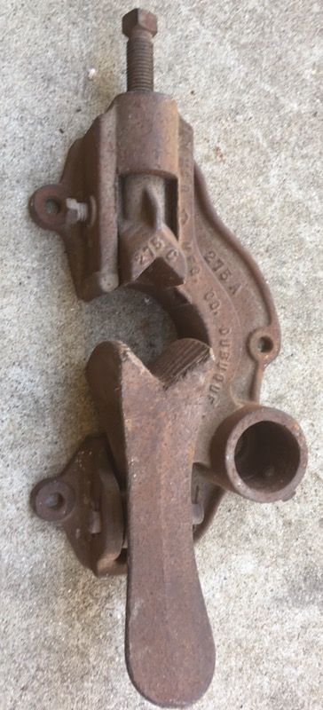 Antique A Y McDonald Mfg Co Well Or Windmill Hand Pump Pipe Puller Holder