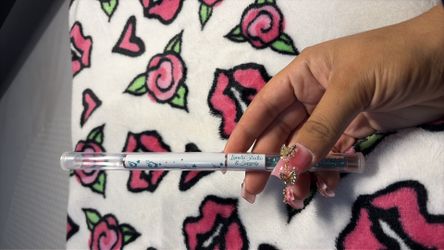 ✨ New Kolinsky Acrylic Nail Brush Size 14 – $35