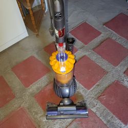 Dyson Vacuum 