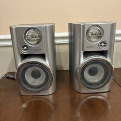 Pair of Sony SS-CHP7 Bookshelf Speakers - Tested Great Condition