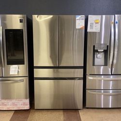 Samsung Bespoke 4 Door French Door Refrigerator With Beverage Center And Ice Maker 🧊 Scratch  AND  Dent