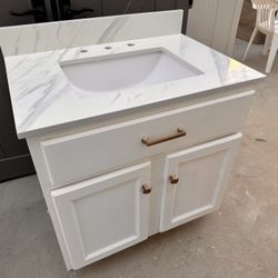 Bathroom sink with solid wood cabinet only one month of use