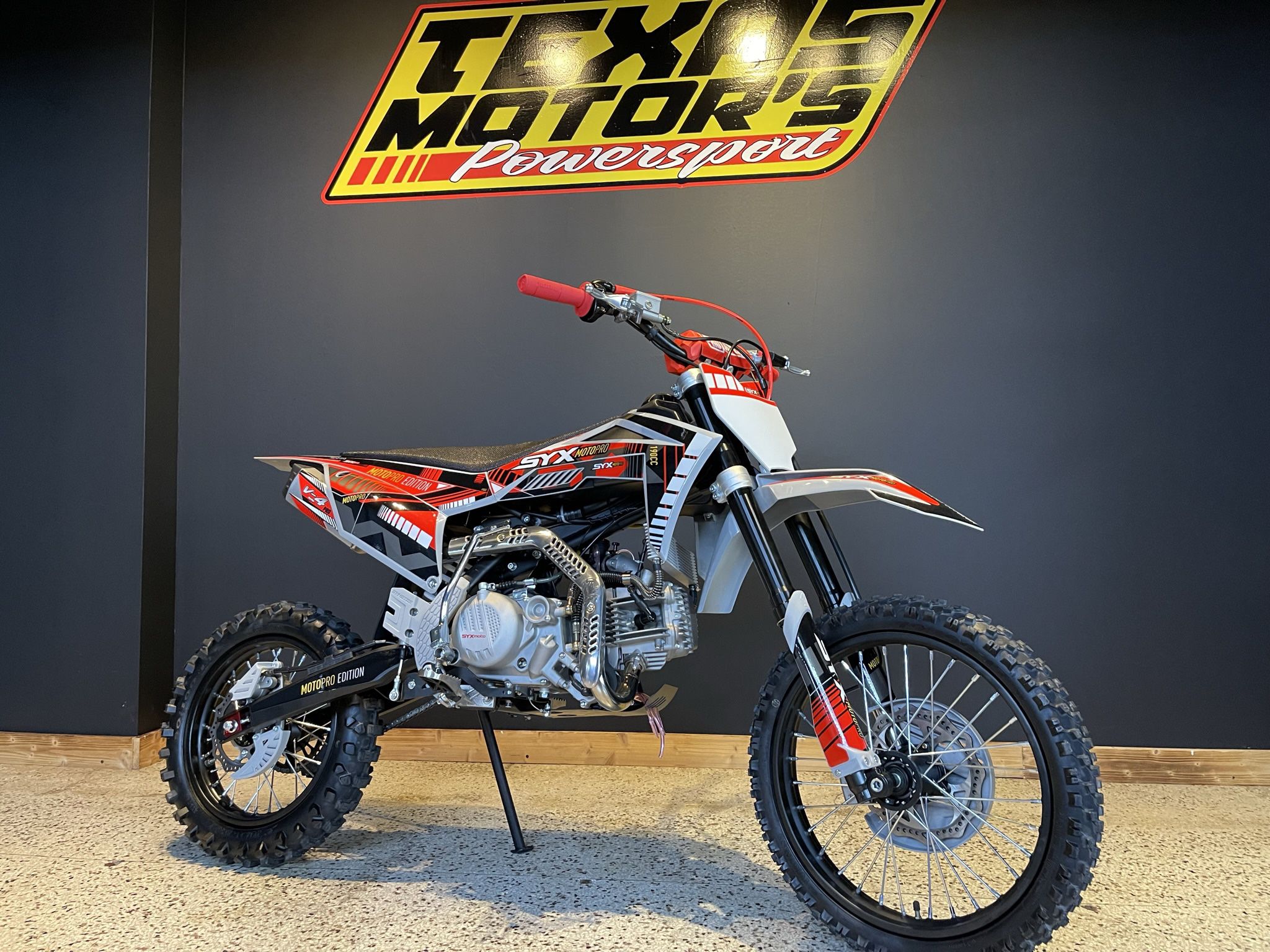 2023 SYX MOTO PRO Dirt bike 140cc v2