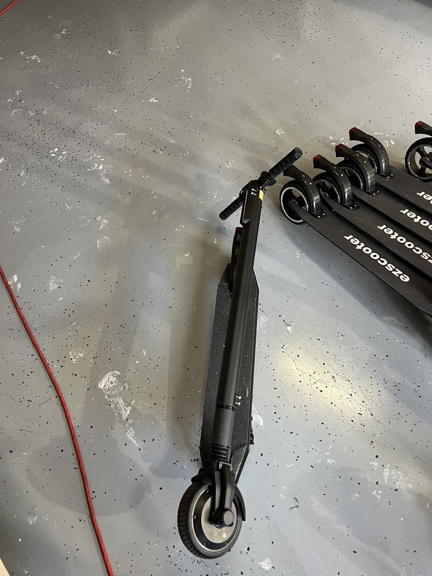 Electric Scooter(EZ)