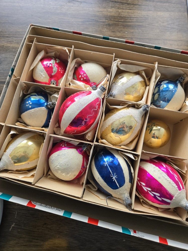 12 Vintage Glass Aluminum Colorful Ornaments