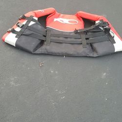 Xo2 life jacket chest size 26 29 inches