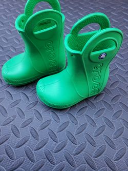 Toddler boots- Crocs