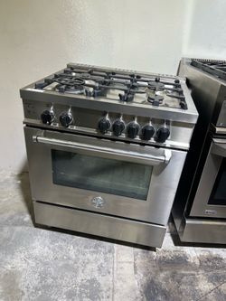 Bertozoni gas range 30”