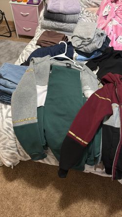 Women’s Sweat Suits