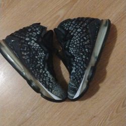 Nike And Pumas Bundle Deal 