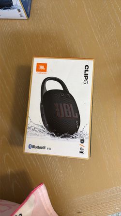 JBL Clip 5 Portable Bluetooth Speaker