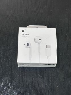 *Brand New* Apple EarPods USB-C