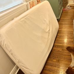 Twin mattress