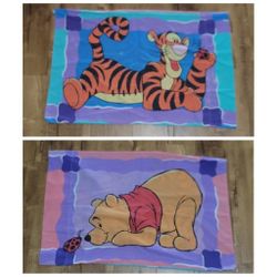 Vtg Disney Winnie The Pooh Tigger Reversible Pillowcase (1)