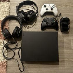 Xbox One X 