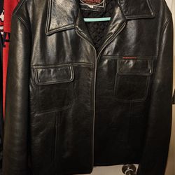 Men Or Women's Leather Jacket And Excellent Ship